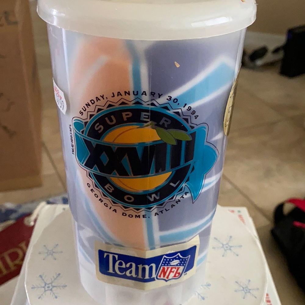 Vintage 1994 Super Bowl tee